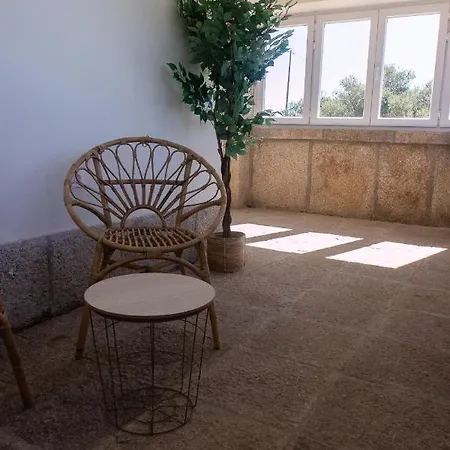 Casal Dos Netos Апартаменты Пеньяс-да-Сауде