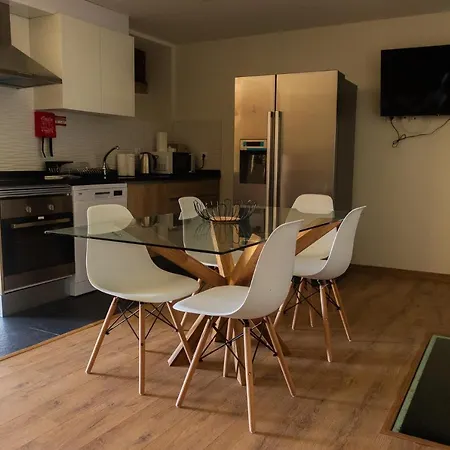Casal Dos Netos Appartement Penhas da Saúde