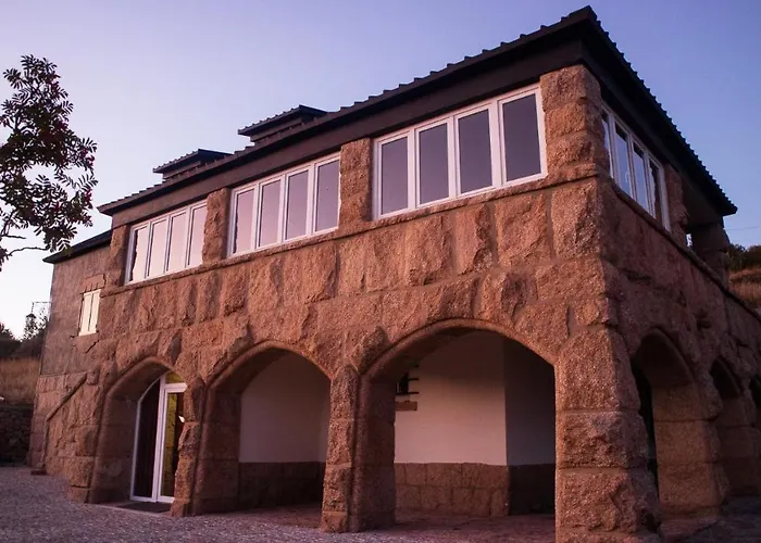 Casal Dos Netos Апартаменты